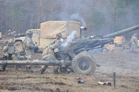 Currahee crew drills with M119 105mm Howitzer | Article | The United ...