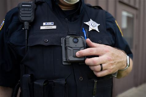 Quick Guide For Body Worn Cameras For Law Enforcement