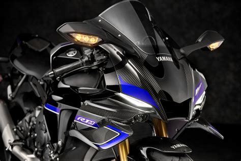 2025 Yamaha YZF R1 And YZF R1M Preview