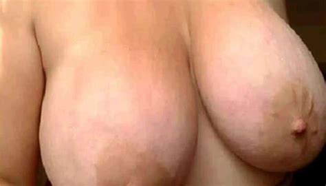 Les Gros Seins De La Caissiere De Lidl Tnaflix Porn Videos