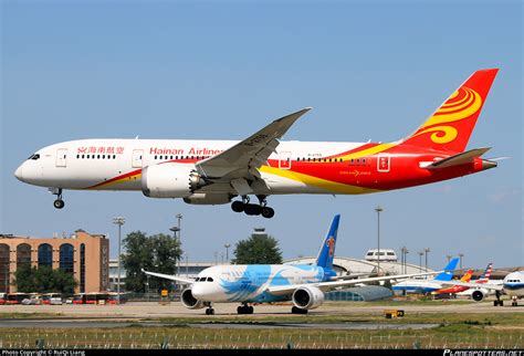 B Hainan Airlines Boeing Dreamliner Photo By Ruiqi Liang