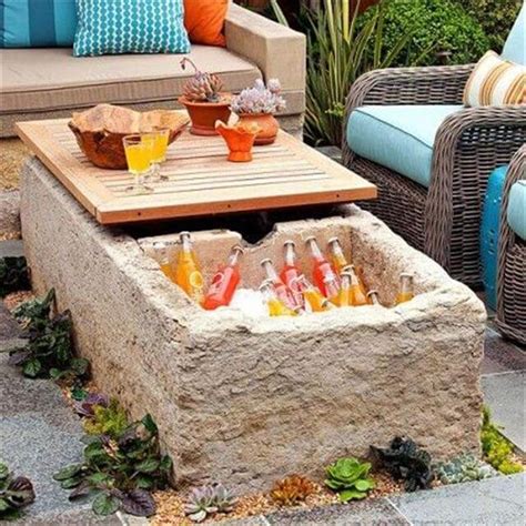 7 DIY Table Ideas For Garden Improvement | DIY to Make