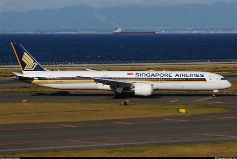 V Scg Singapore Airlines Boeing Dreamliner Photo By Kinmei Id