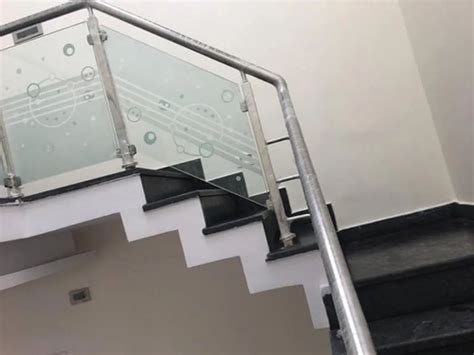 Toughened Stairs Stainless Steel Glass Railing For Home At Best Price