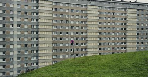 Cité Champagne à Argenteuil Le peu de travaux quon peut voir on l