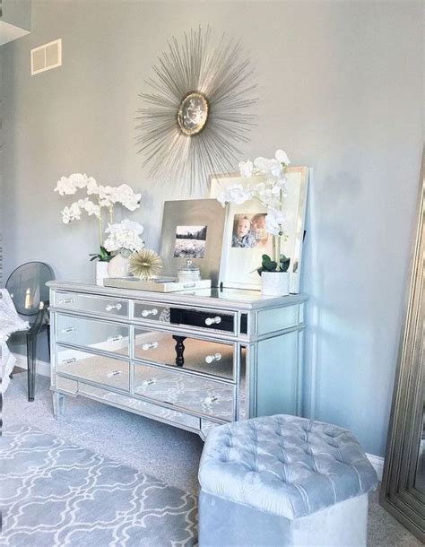 30 Stylish Bedroom Dressers Ideas With Mirrors That You Need To Try