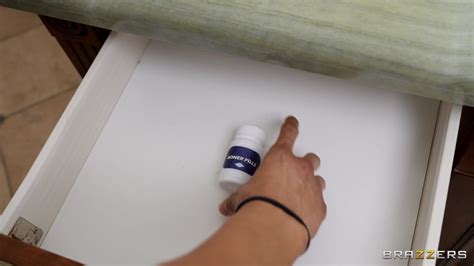 Brazzers Natasha Nice Bunny Madison The AV Club 0010 Porn Pic