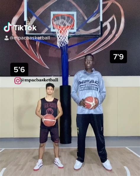 Meet Abiodun Adegoke The Nigerian 7ft9 NBA Hopeful With Size 53 Feet