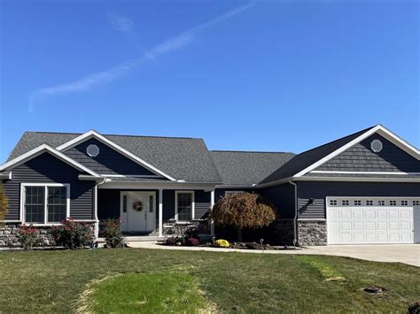 Dealing with Roof Leaks: Quick Fixes and Lasting Solutions - Peake Roofing