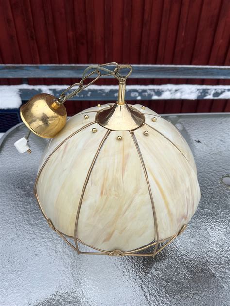 Se produkter som liknar Vintage taklampa lampa Mässin på Tradera