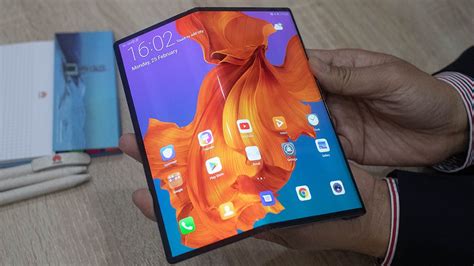 Hands On Huawei Mate X Review What Hi Fi