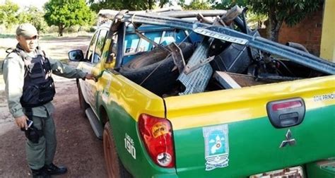 Pm Flagra Desmanche De Carro Roubado E Prende Suspeito