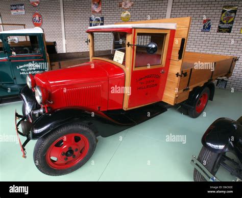 1933 Ford Bb 85 Truck Pic2 Stock Photo Alamy