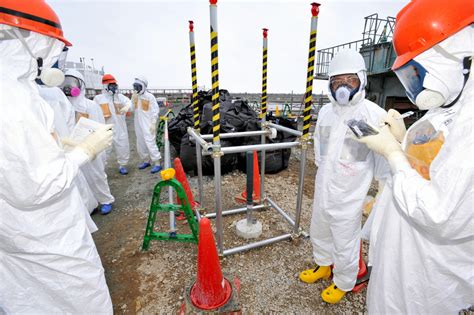 Fukushima Nuclear Plant Cleanup In Japan Approaches Dangerous Operation | HuffPost