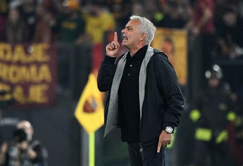 Jose Mourinho Ungkap Penyebab As Roma Kalah Dari Napoli Di Liga