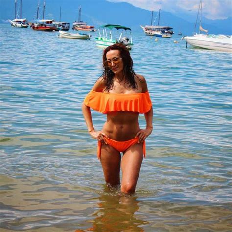 Alejandra Fosalba Deleita En Bikini Desde Brasil Fotos Tecache Cl