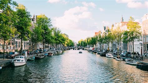 Amsterdam Canals | History, Architecture, Activities & more