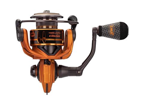 Lews Mach Crush Spinning Reel