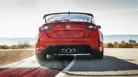 Here's What The 2025 Honda Civic Hybrid Brings To The Table