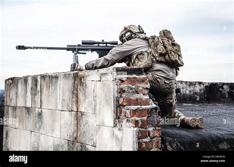 Us Army Sniper Stock Photo Alamy