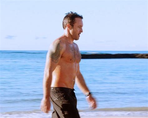 Alex Oloughlin Oloughlin Shirtless Crazy In Love New 8x10 8 X 10 Photo Xye 35 On Ebid United