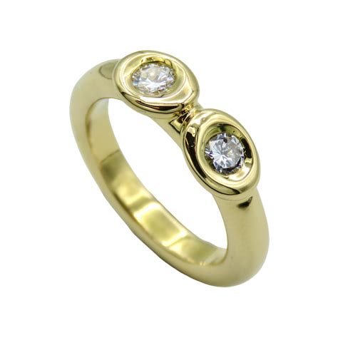 Bague Chaumet En Or Jaune Cts Avec Deux Diamants Brillants G Vs