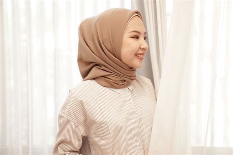 Tutorial Jilbab Segi Empat Kondangan Newstempo