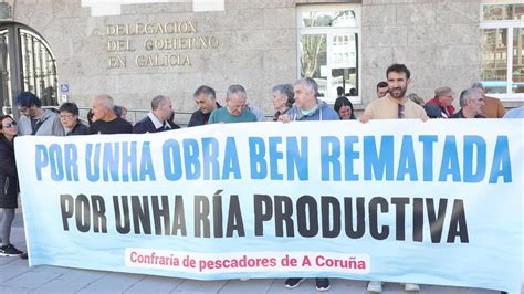 Protesta En A Coruña De Los Mariscadores De La Ría De O Burgo La Opinión De A Coruña