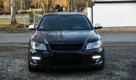 Sportovní maska bez znaku Škoda Octavia 2 model facelift 2009