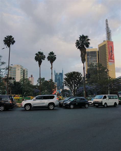 Traffic in Nairobi by Keshie Muchai.