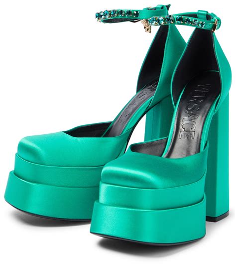 Medusa Aevitas Satin Platform Pumps In Green Versace Mytheresa