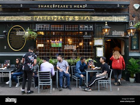 Shakespeares Head Pub Carnaby Street Hi Res Stock Photography And