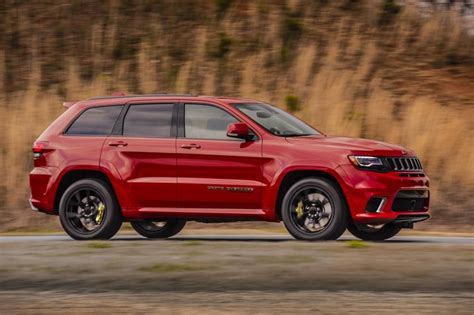 Jeep Wagoneer Estate Shows Effective Mélange Of Widebody Charger And Trackhawk Dna Autoevolution