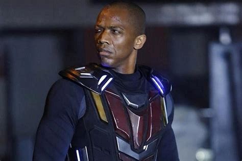 Marvels ‘agents Of Shield Sneak Peek Deathlok Strikes In First