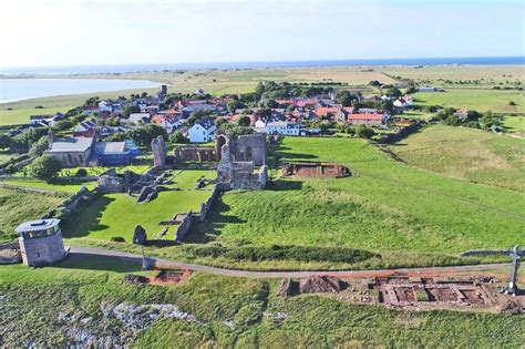 Month Long Dig On Holy Island Reveals Special Place Of Islands Long