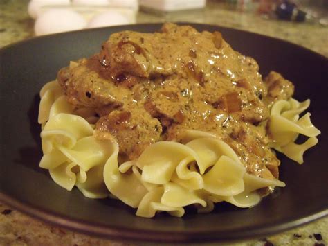 traditional beef stroganoff history