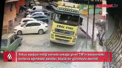 Yokuştan inen TIR ın kasasındaki dev paletler devrildi Dailymotion Video