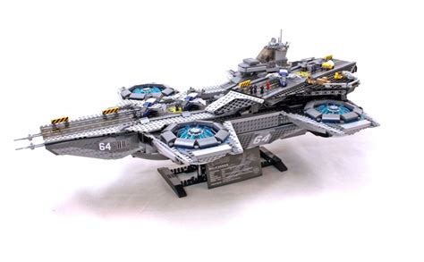 SHIELD Helicarrier - LEGO set #76042-1 (Building Sets > Super Heroes ...