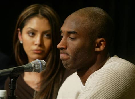 Kobe Bryant, Wife Appear At News Conference