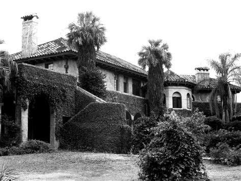 The Howey Mansion | 45+ Photos | Abandoned Florida