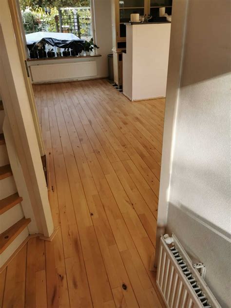 Renovatie Van Een Verouderde Houten Vloer Floortec Schilten