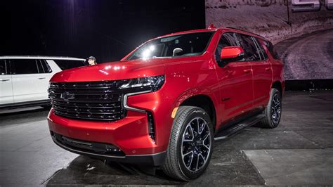 2021 Chevy Tahoe gets diesel power, independent rear suspension - CNET