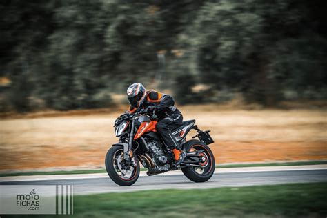 Comparativa KTM 790 Duke A2 2018 2020 Ducati Monster 797 2017 2020