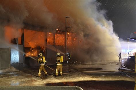 Sägewerk Großbrand in Radstadt Alarmstufe 4 Freiwillige Feuerwehren