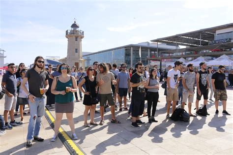 El Red Pier Fest Se Ha Celbrado En El Moll De Costa Comunidad