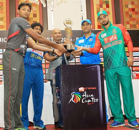 First Look: 2016 Asia Cup Trophy - Rediff Cricket