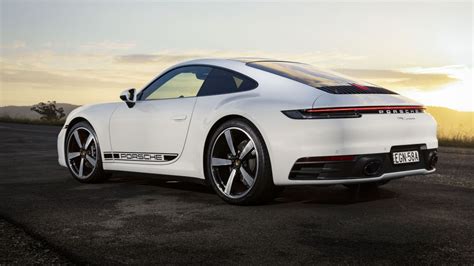 Discover 102+ images 2023 porsche 911 models - In.thptnganamst.edu.vn