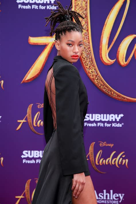 Will and Jada Pinkett-Smith's Daughter Willow Shows off Her Flexibility ...
