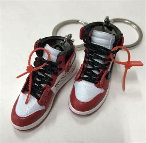 Nike Off White スニーカー シューズキーホルダー うのにもお得な情報満載！