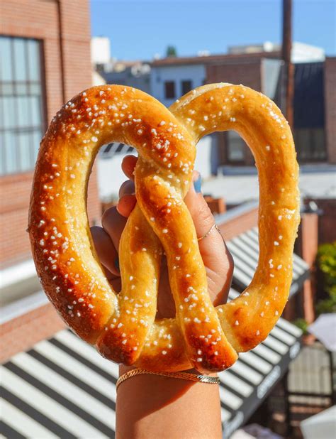 Wetzels Pretzels Is Giving Out Free Pretzels For Its Anniversary